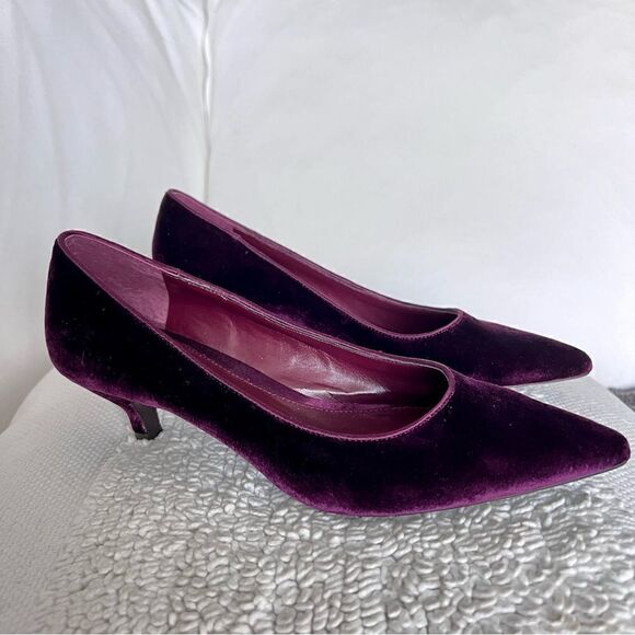LAUREN RALPH LAUREN Abbot 2 Women's  Burgundy Velvet Mid-Heel Shoes Size 6.5B - Picture 4 of 6